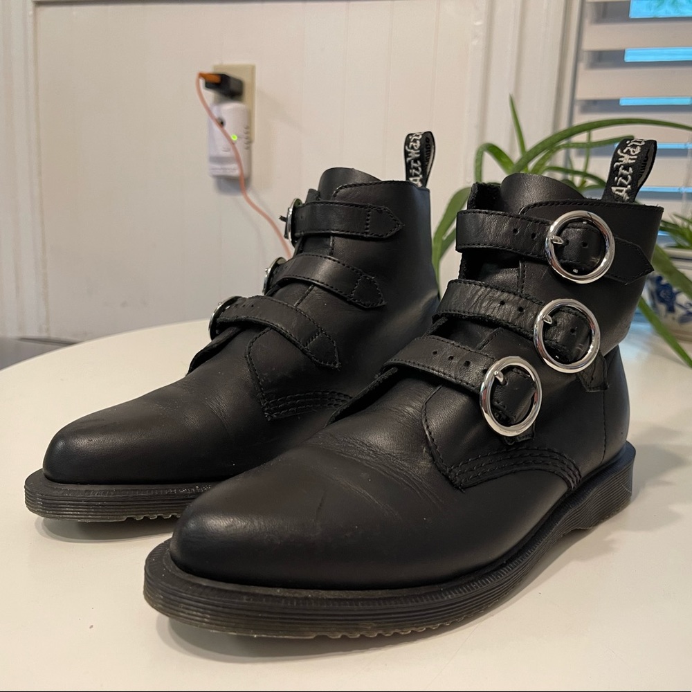 Dr marten Maudie